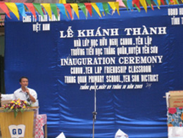 Mr. Pham Kien Cuong made speech