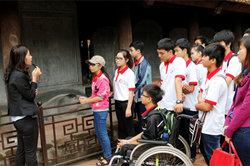 Students have chance to visit Ha noi capital (Van Mieu) and Canon factory tour