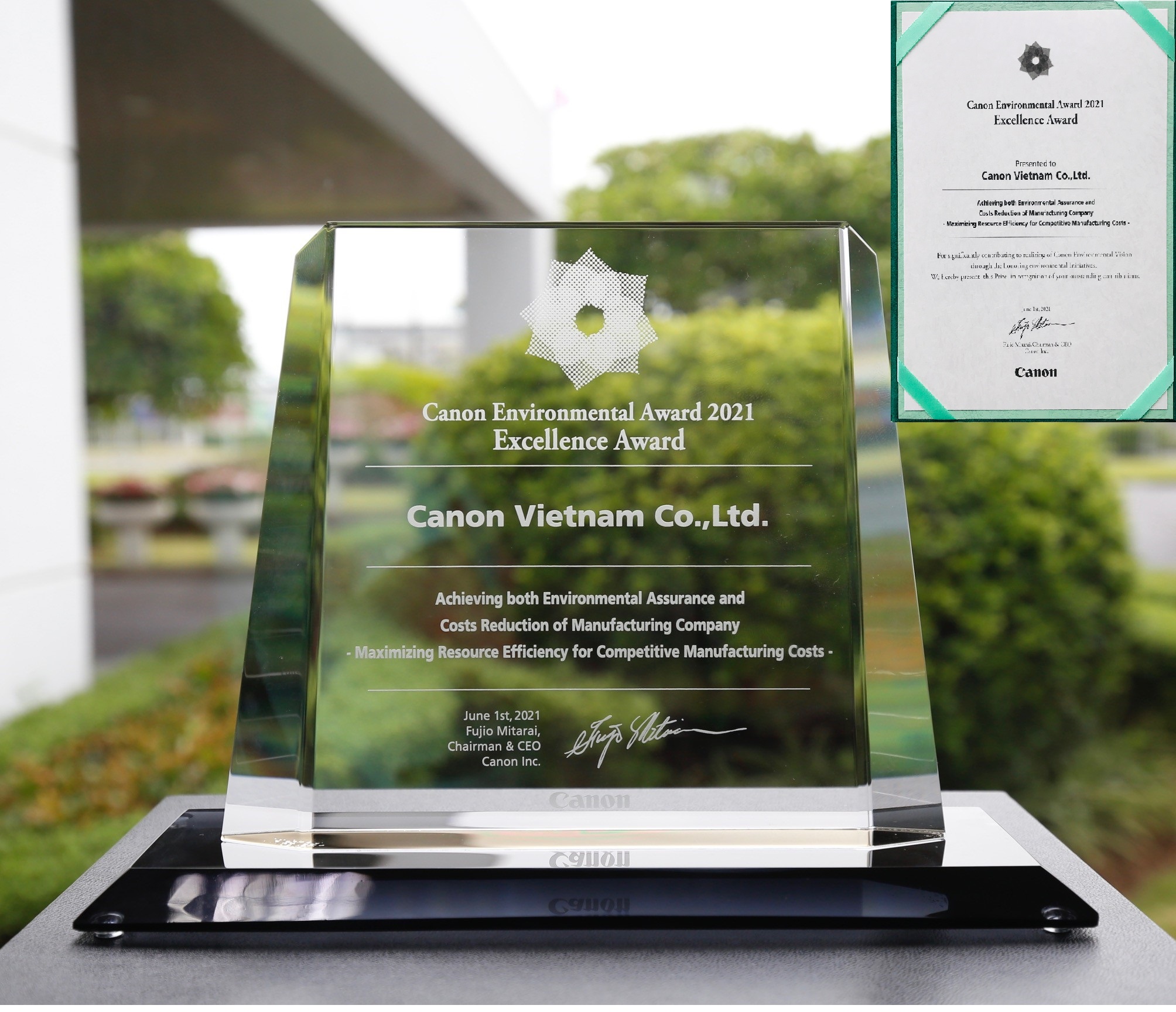 Receive Canon environment award 2021 “For balancing environmental assurance and cost reduction”