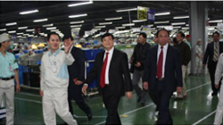 Mr. Tran Van Tuy in Tienson factory tour